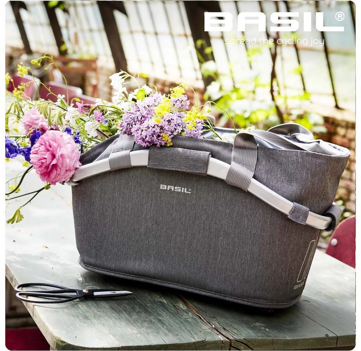 Basil Classic Carry All Fietsmand MIK - Achter - Polyester - Zwart - 22 Liter - Afbeelding 3