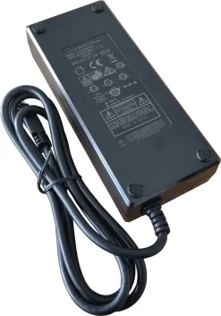 Merkloos Stella Acculader - Elektrische Fietsoplader - 5-polig - Trapezium/driehoek Aansluiting